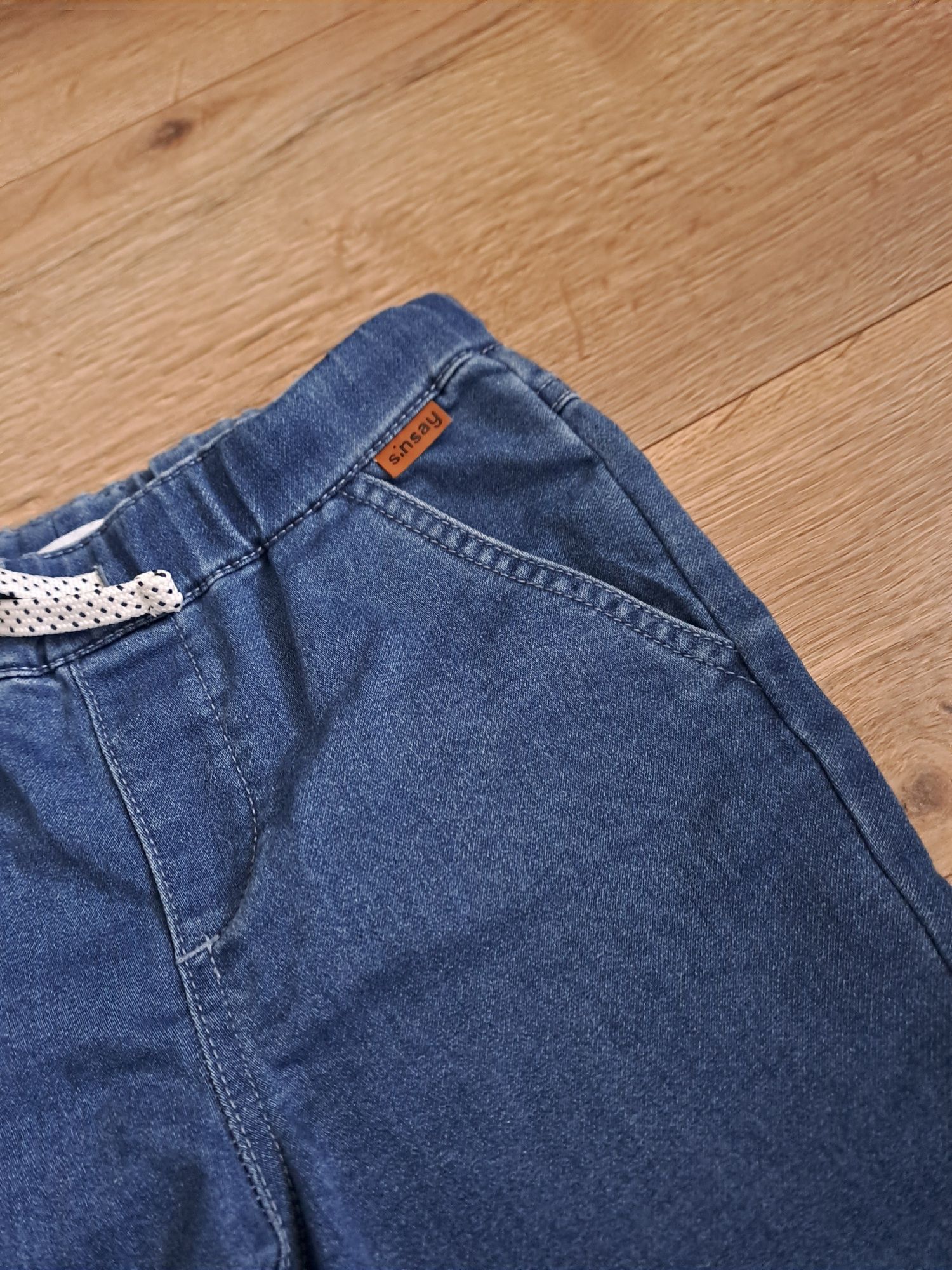 Spodnie jogger r128