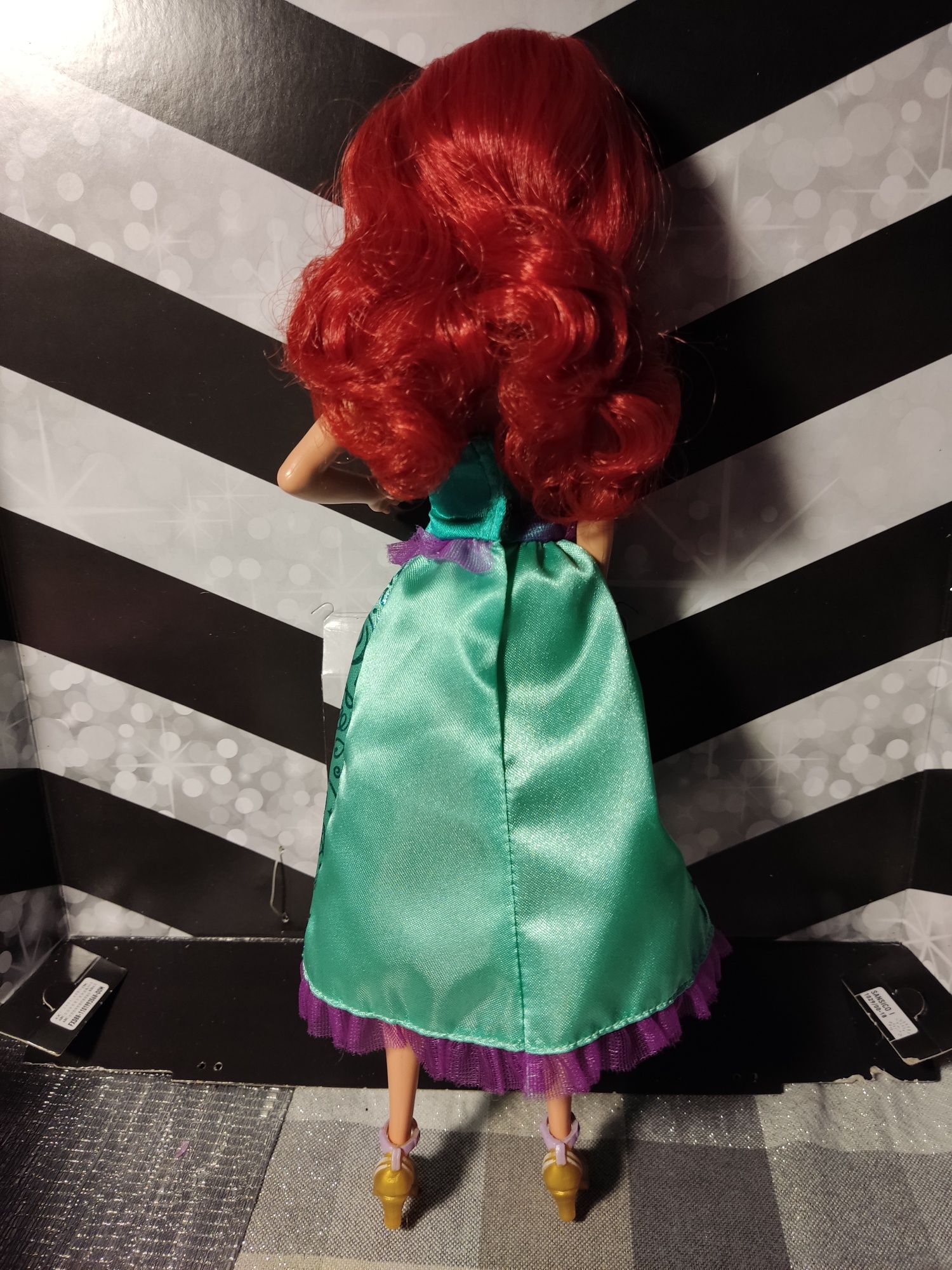 Barbie nr 11 Arielka oryginalna sukienka