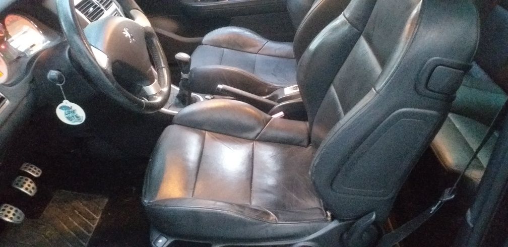 Peugeot 307 1.6 Cabrio (Gasolina).110 Cv.