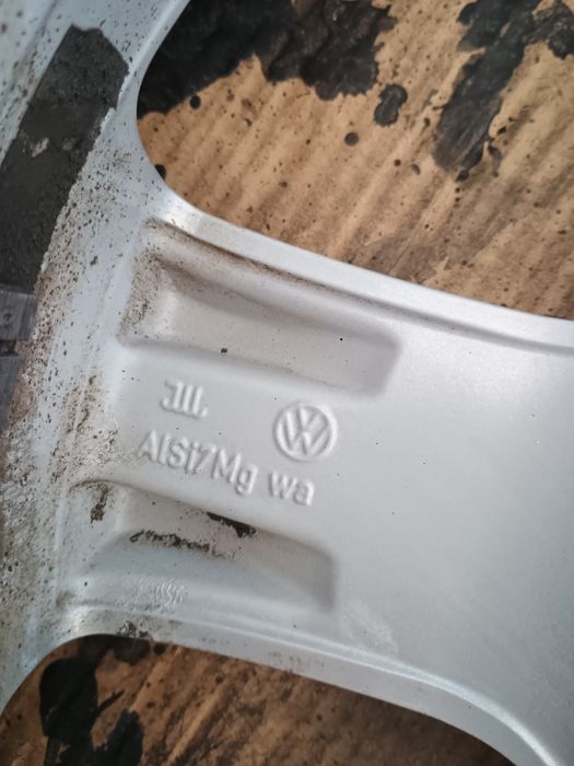 5.130 R17 диски Volkswagen