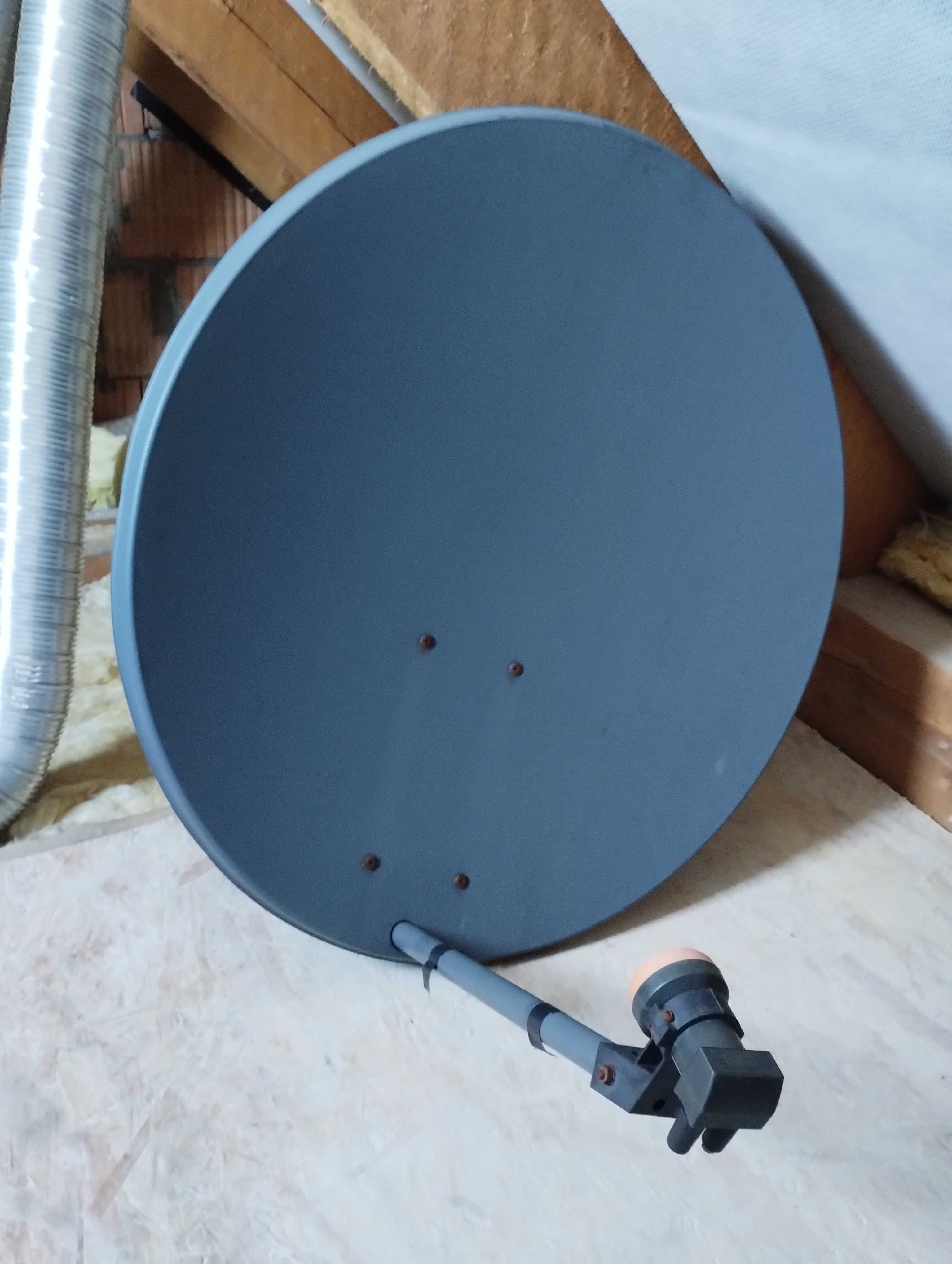 Antena satelitarna