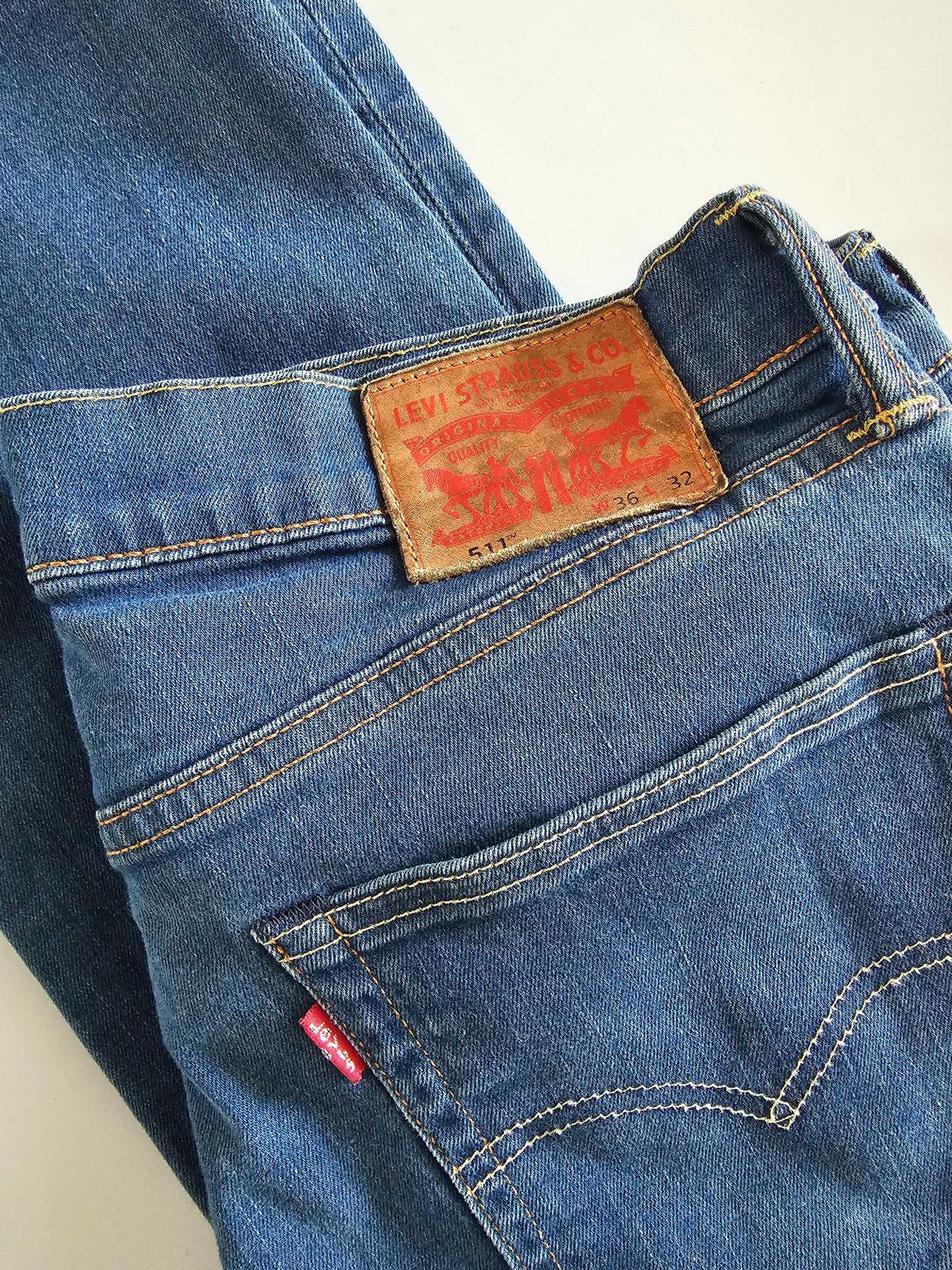 Spodnie jeansowe damskie  Levis W36 L32