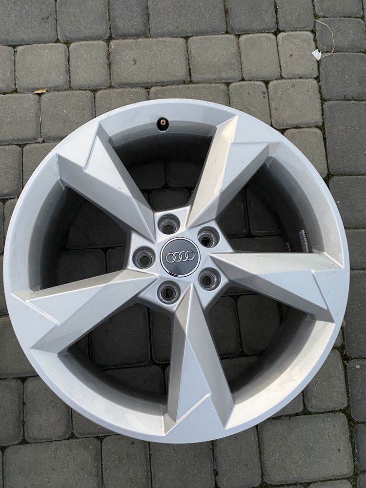 Alufelgi 5x112 19 cali Audi A4 A5 A6 A7 A8 TT RS4