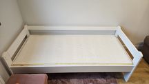 Łóżko 160x70 z materacem