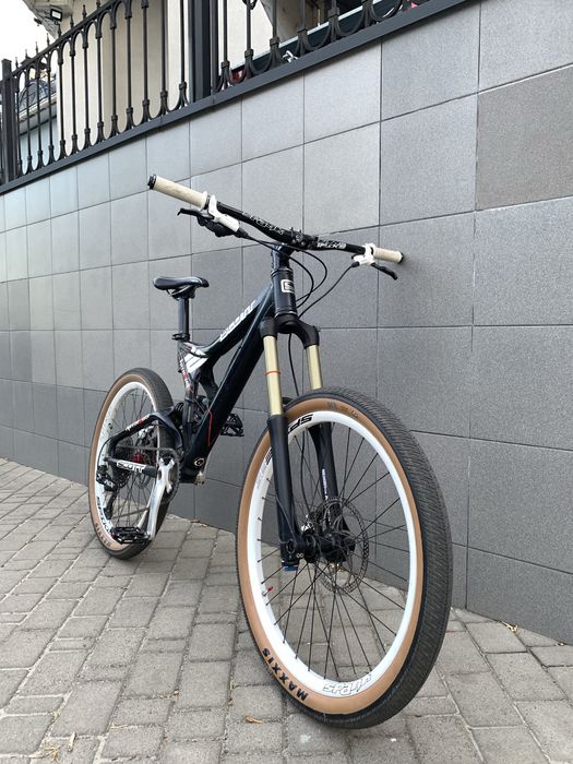 Двухподвес обслужений велосипед mtb Scott Nitrous