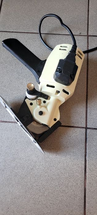 RSD-100 Nóż krawiecki krojczy tarczowy