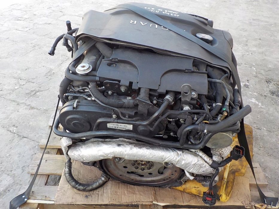 Двигатель мотор 3.0 дизель 306DT Land Rover Jaguar