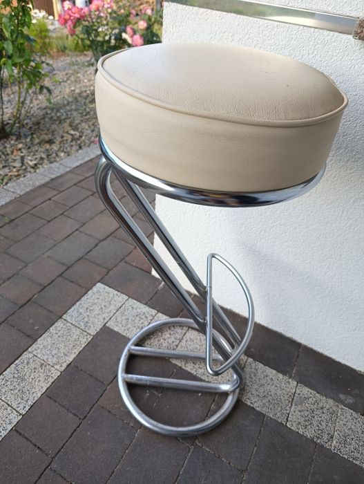 Hoker barowy w dobrym stanie