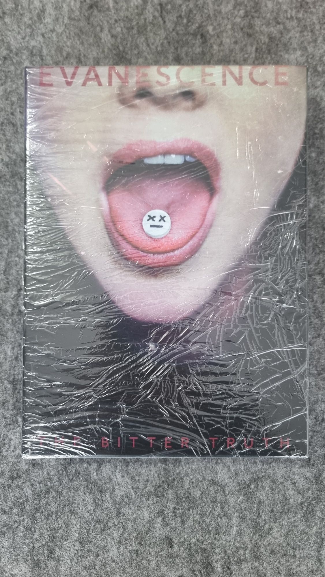 Evanescence The Bitter Truth Big Box