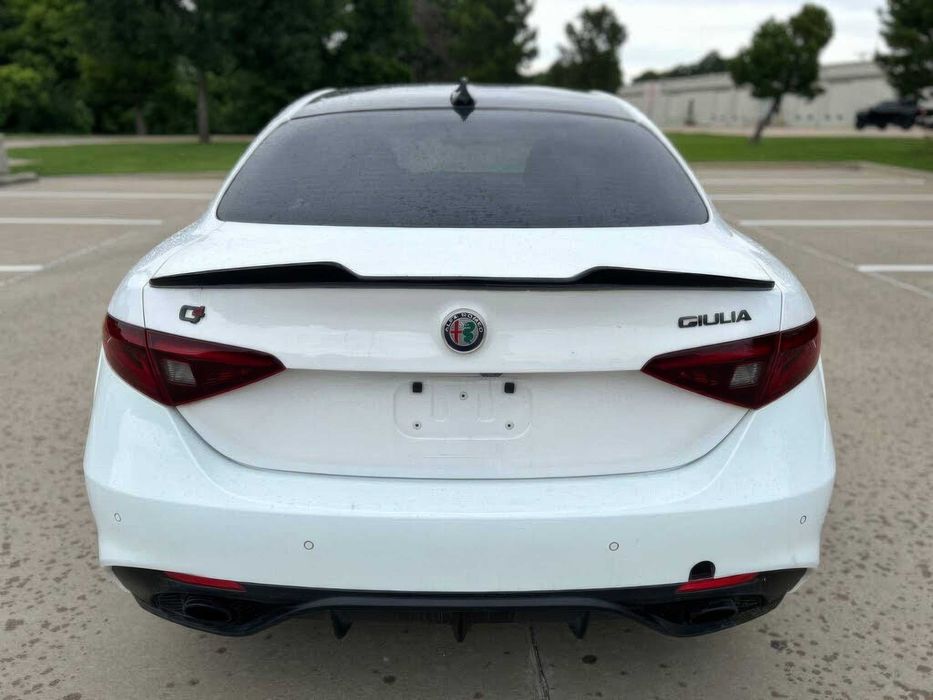 Alfa Romeo Giulia Ti      2019