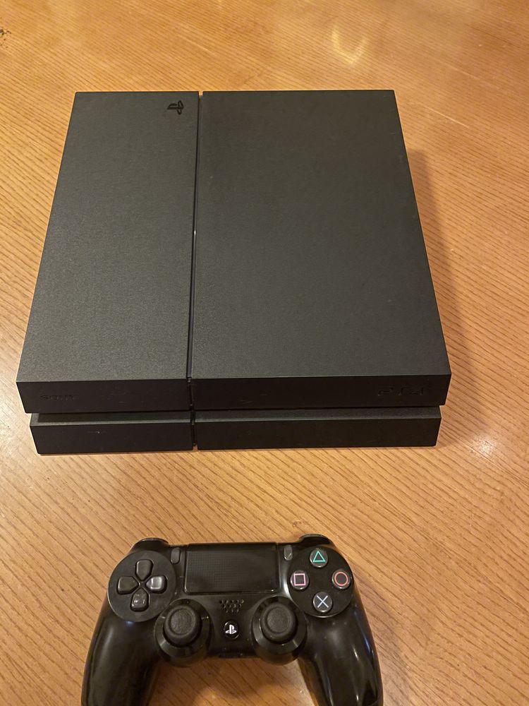 Playstation 4 500гб  Гарантия