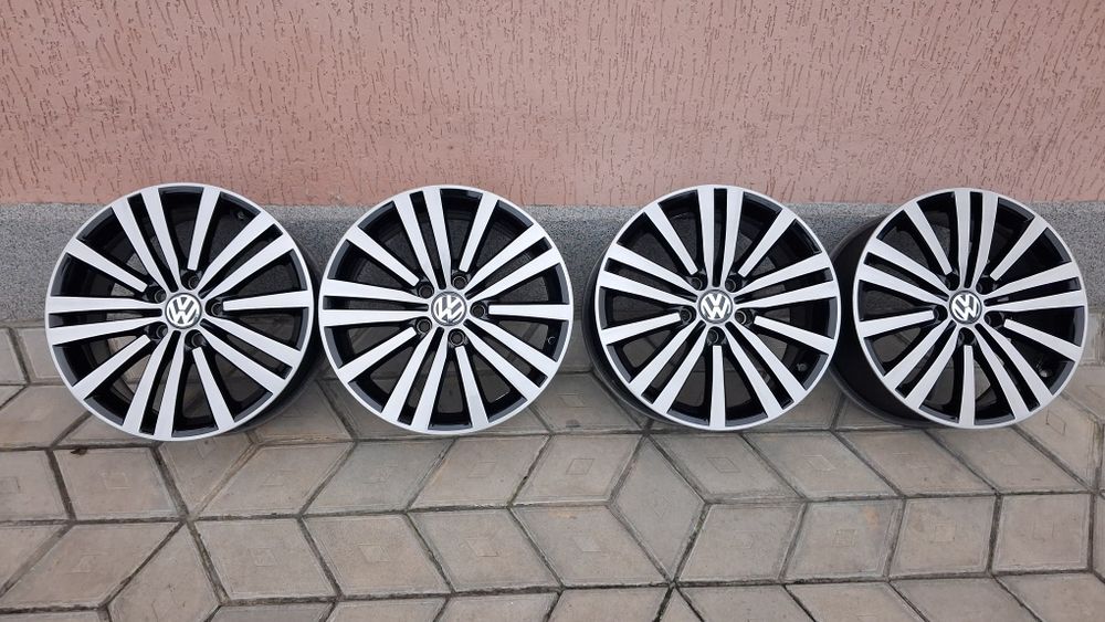 Оригінальні диски титани VW Passat B7 5/112R17 vag
