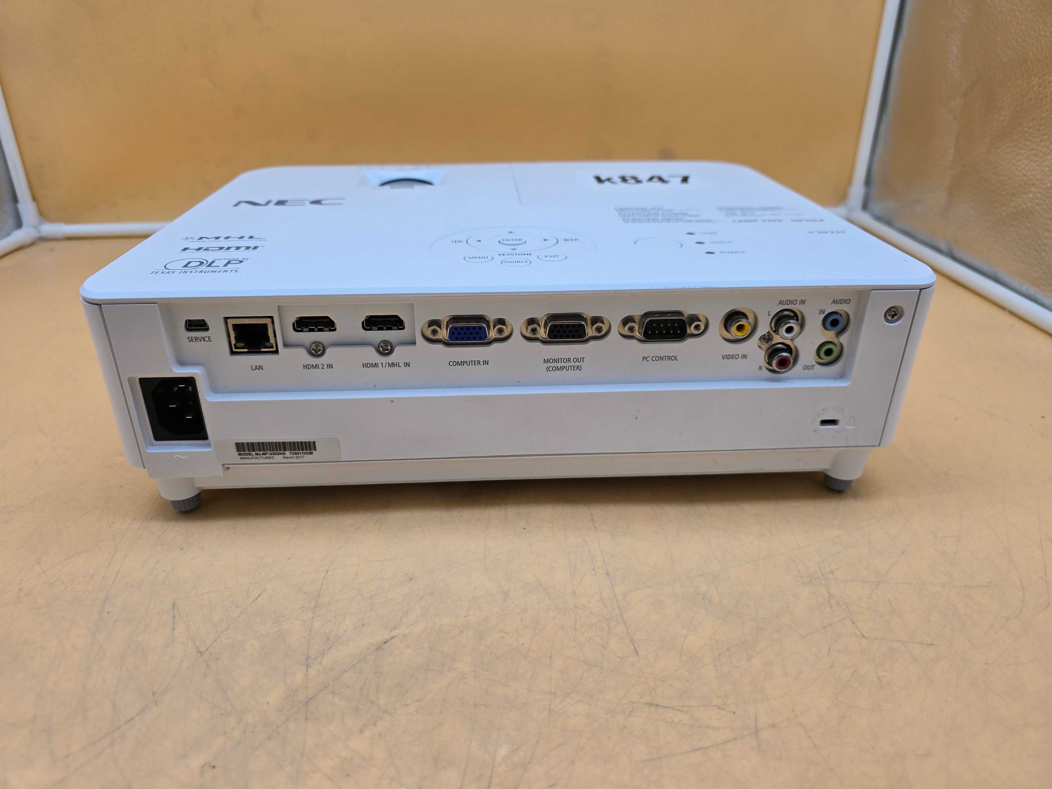 Projektor DLP NEC V302H 1920 x 1080 (FHD) 3000 ANSI lm