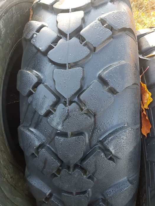 Opona 425/85R21 (15.00-21)  Barum