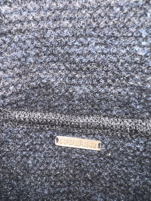 Безрукавка вязана жилетка