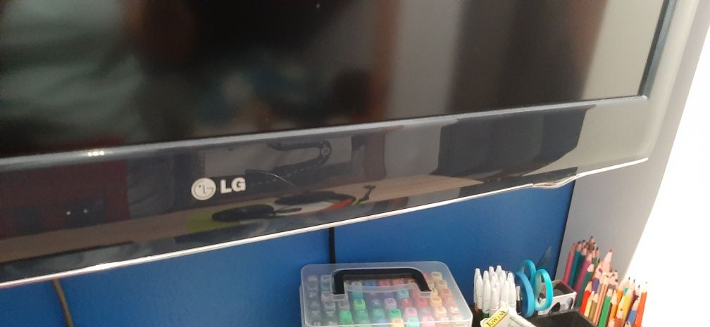 Telewizor LG 42 cale
