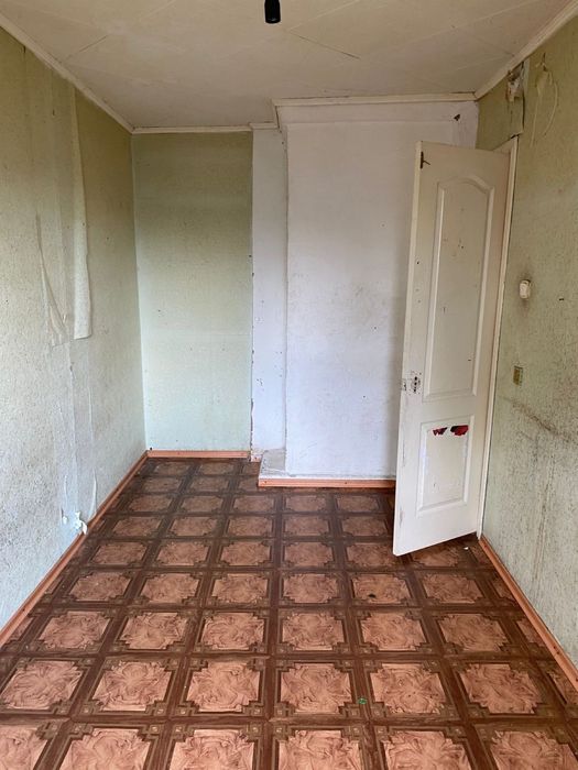 Продам двокімнатну квартиру