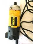Frezarka DeWALT górno wrzecionowa DW670