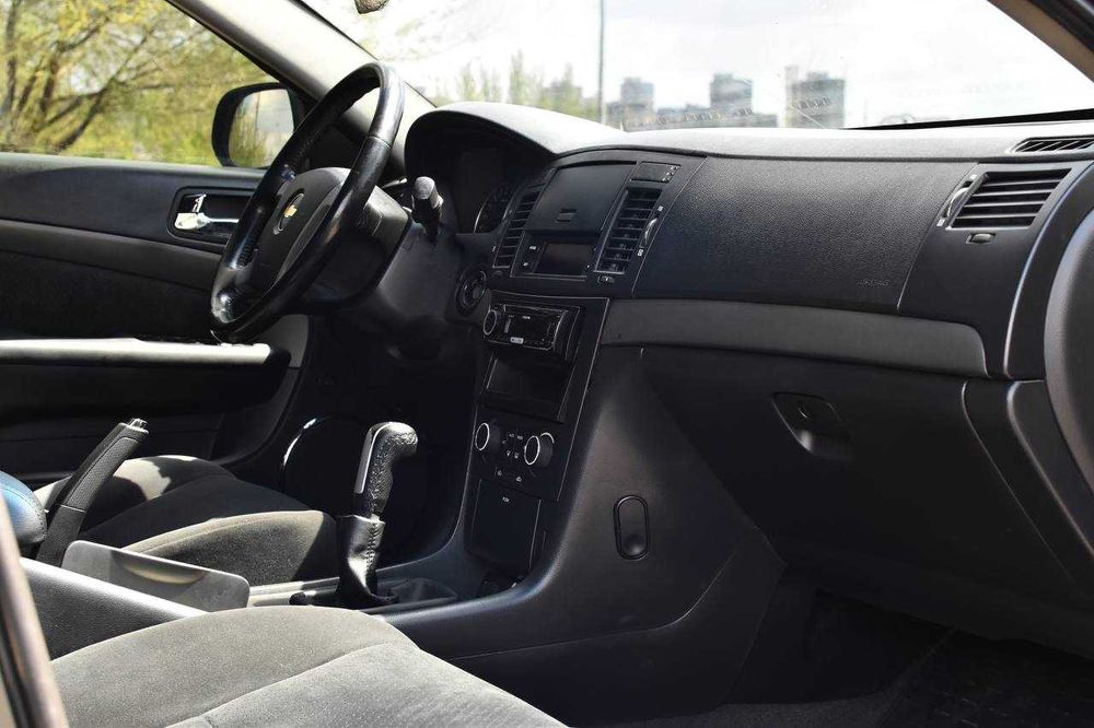 Авто Chevrolet Epica 2.0, 2006р. бензин, обмін [Перший внесок від 15%)