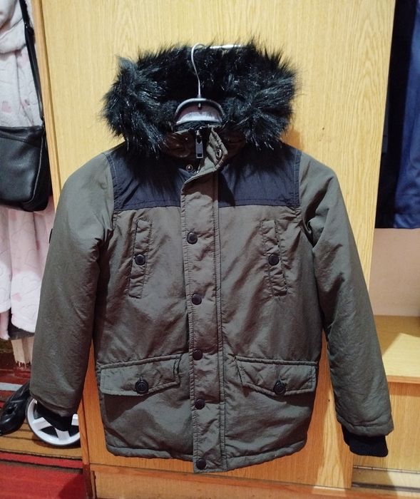 Демісезонна курточка 7-8 років