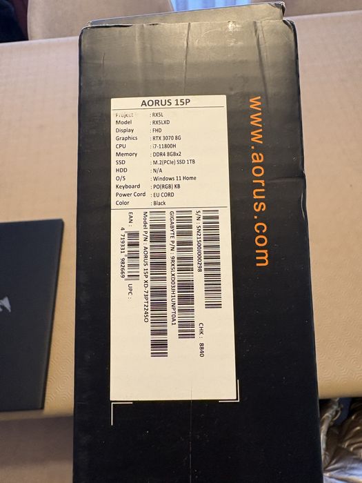 Portátil Gaming Gigabyte Aorus i7 RTX 3070 16GB RAM 1TB SSD