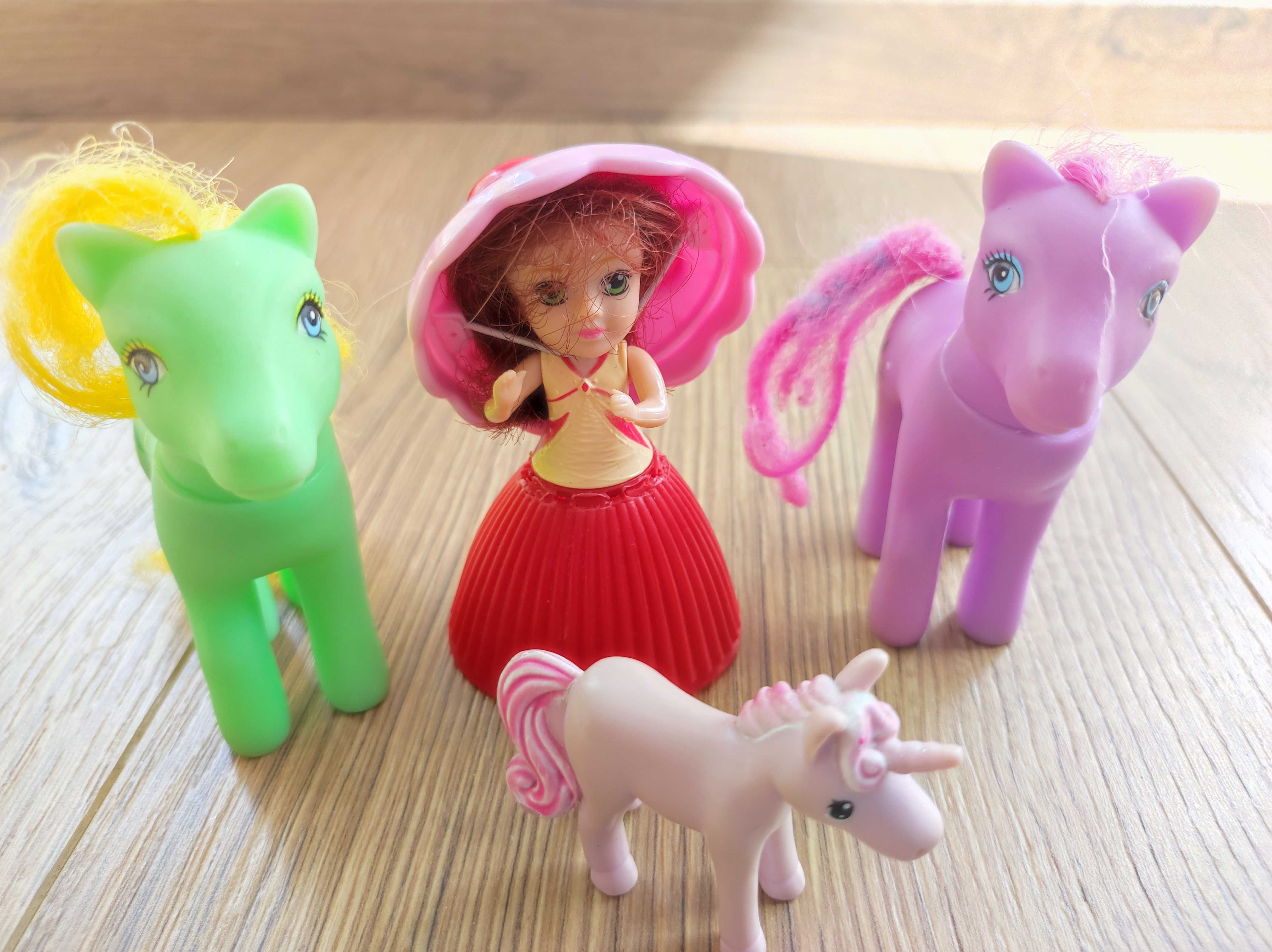figurki - rodzina kocyków My Little Pony + Laleczka Babeczka