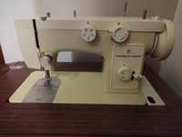 Швейная машинка с электроприводом