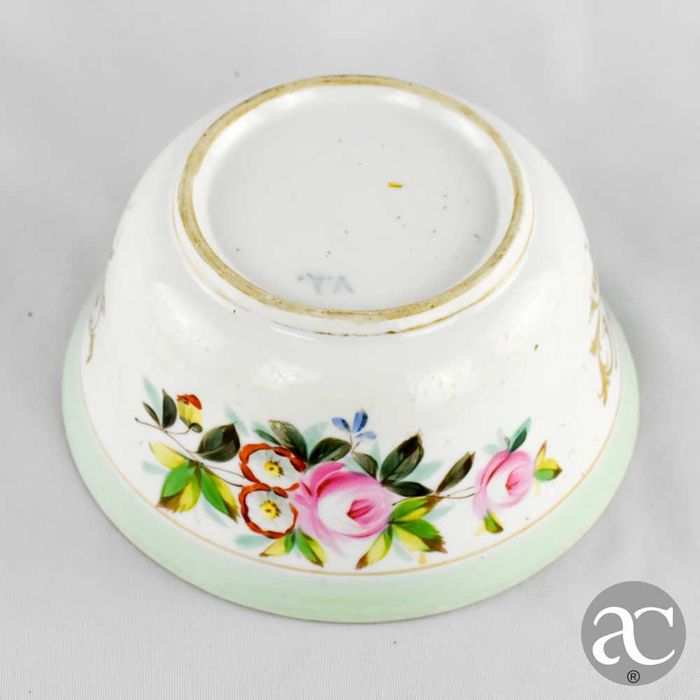Taça de pingos em porcelana Vista Alegre, séc. XIX