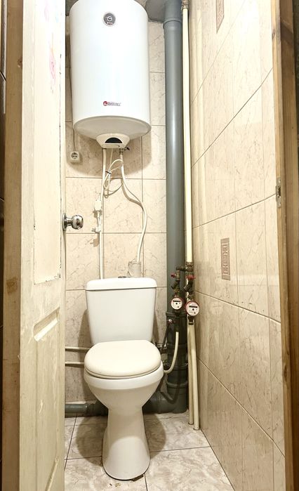 3-х « 8 лікарня» вул Чарівна, 4/9, не кутова