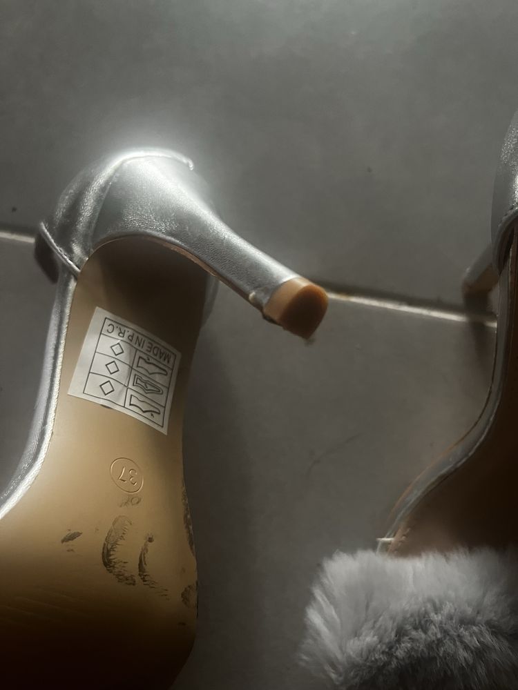 Sandalias elegantes