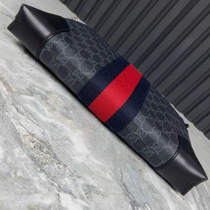 Gucci gg supreme crossboddy messenger bag оригінальна сумка кросбоді