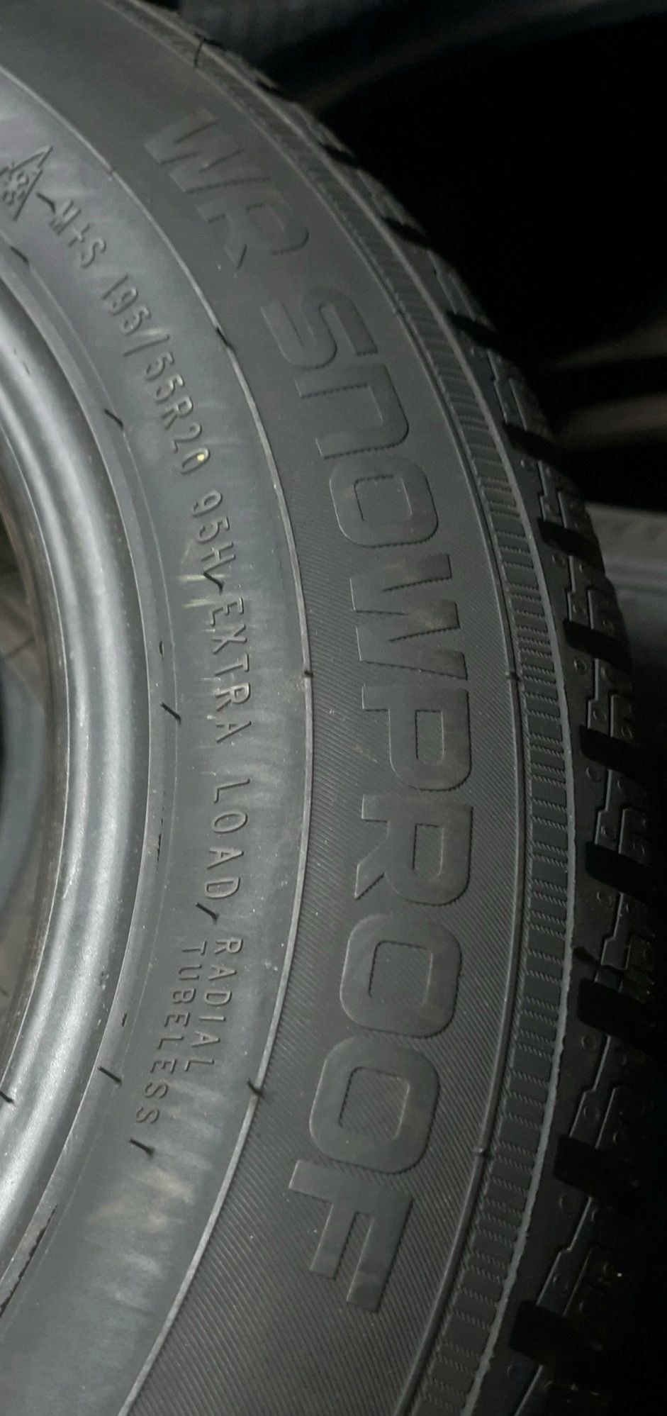 Pojedyńcza zimowa 195/55 R20 NOKIAN 2019 rok