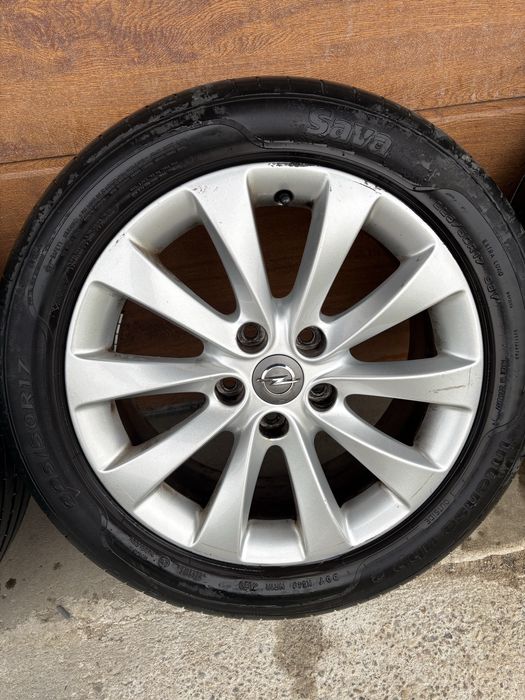 Felgi Opel z oponami 225/50 R17