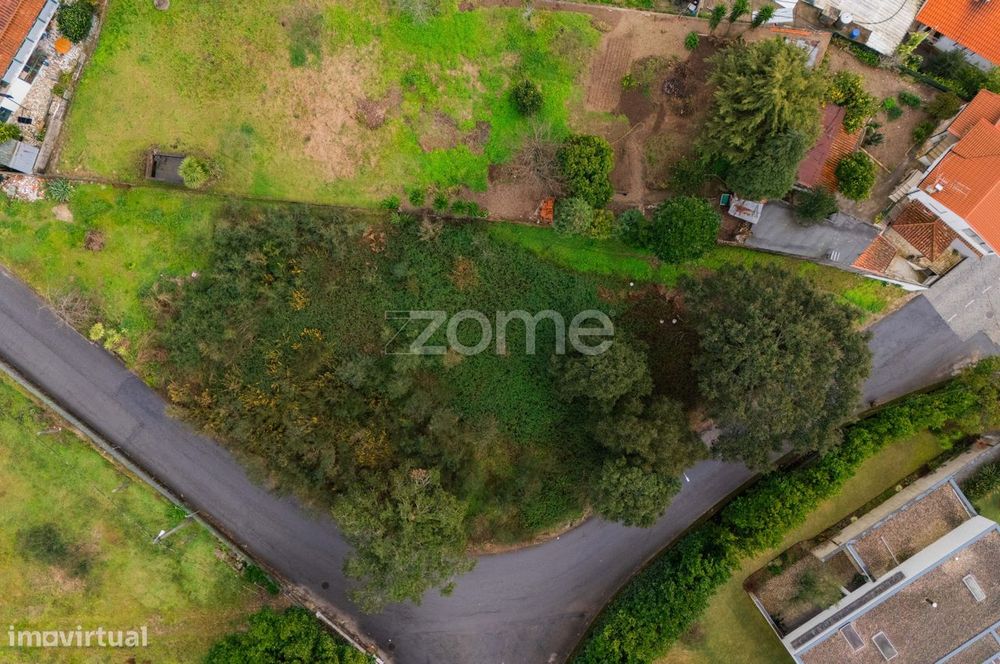 Terreno c/ 1450m2 em Tebosa, Braga