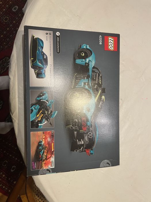 Lego technic aston martin Valkyrie