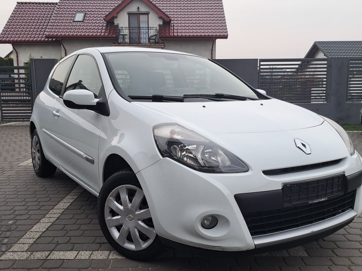 Renault Clio 1.2 benzyna klimą.navi !!!