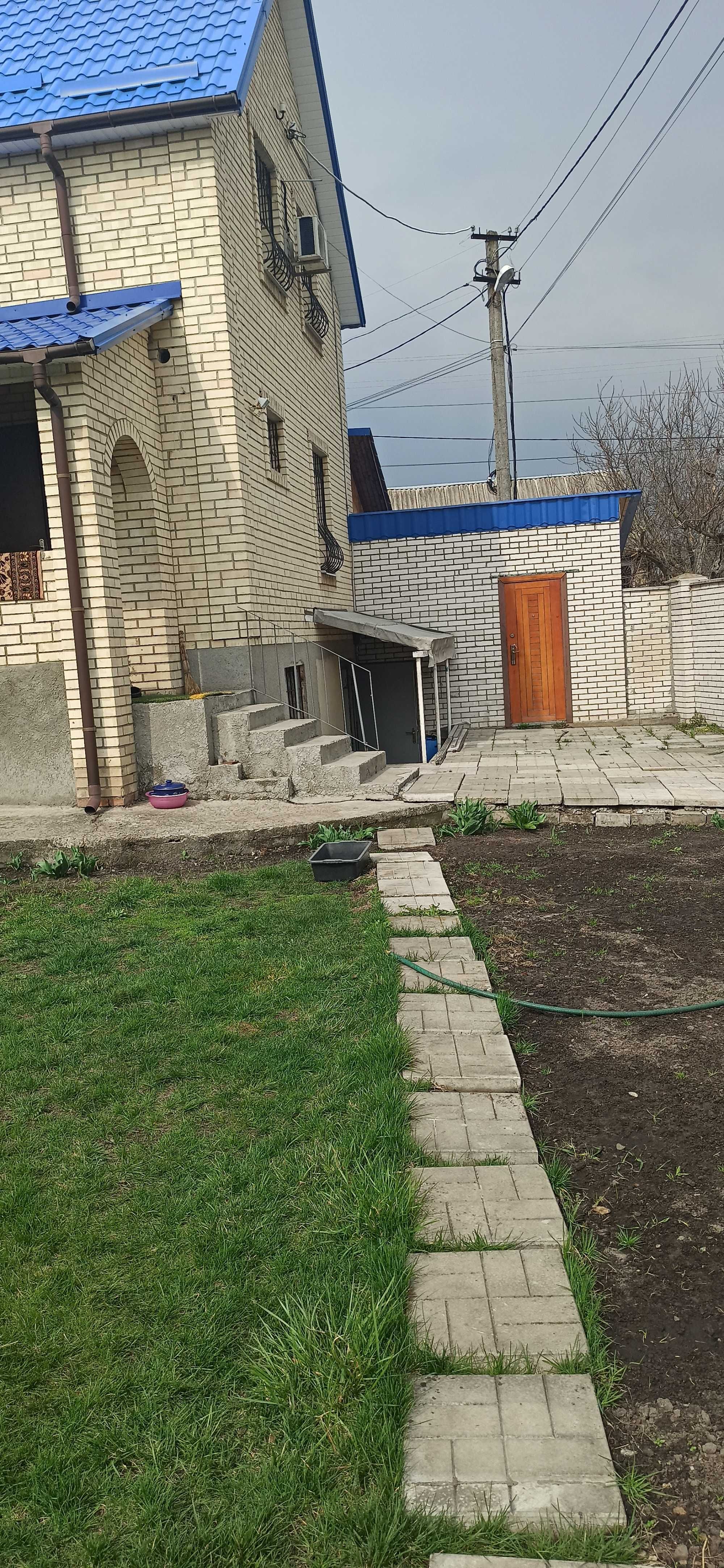 Комфортний та затишний  будинок,для родини,ліс,чисте озеро,с.Круглик.
