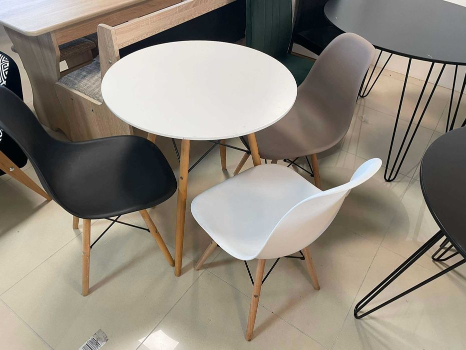 (77WR) Stół skandynawski + 3 krzesła, okazja 249 zł