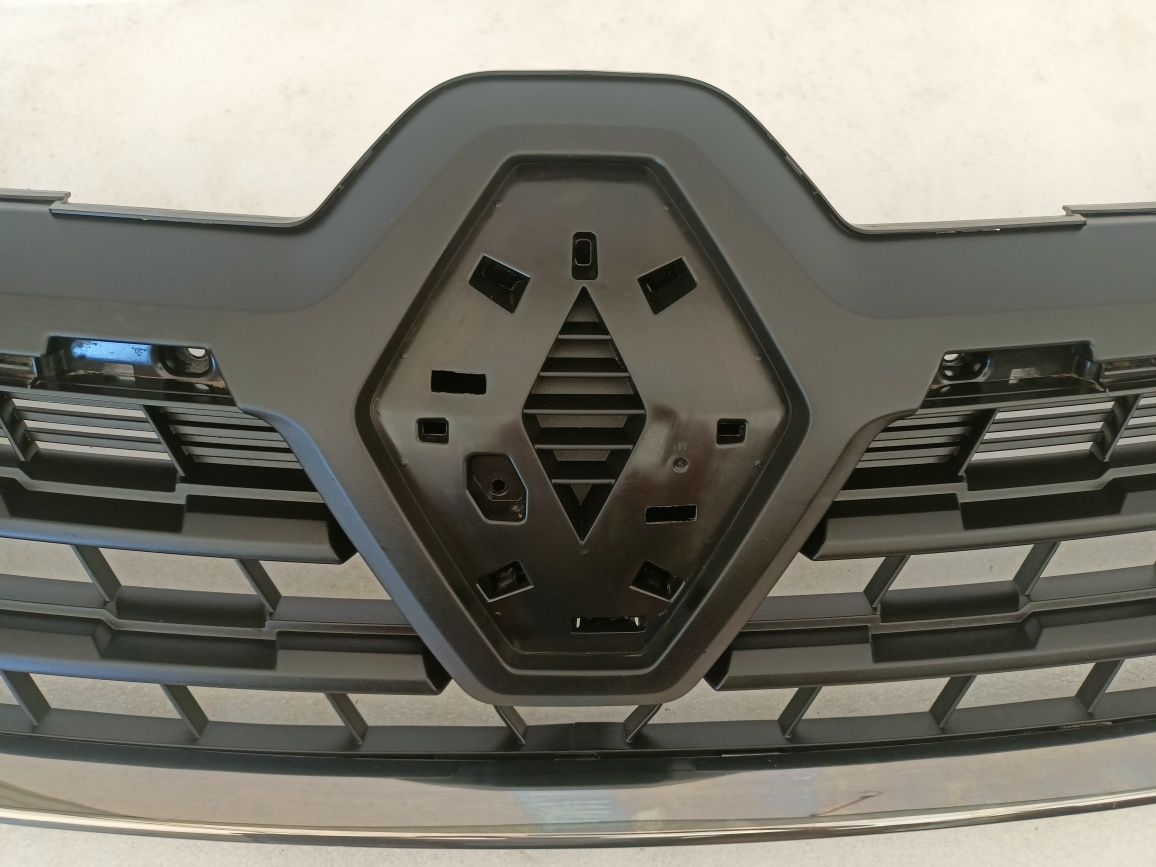 Renault Express 21- grill atrapa kratka zderzaka przód chrom