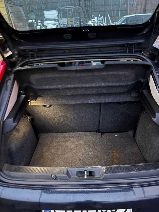 Fiat Punto 1.4 78KM 2007r Przebieg 94 TYS Pali Jeździ lekko uszkodzony