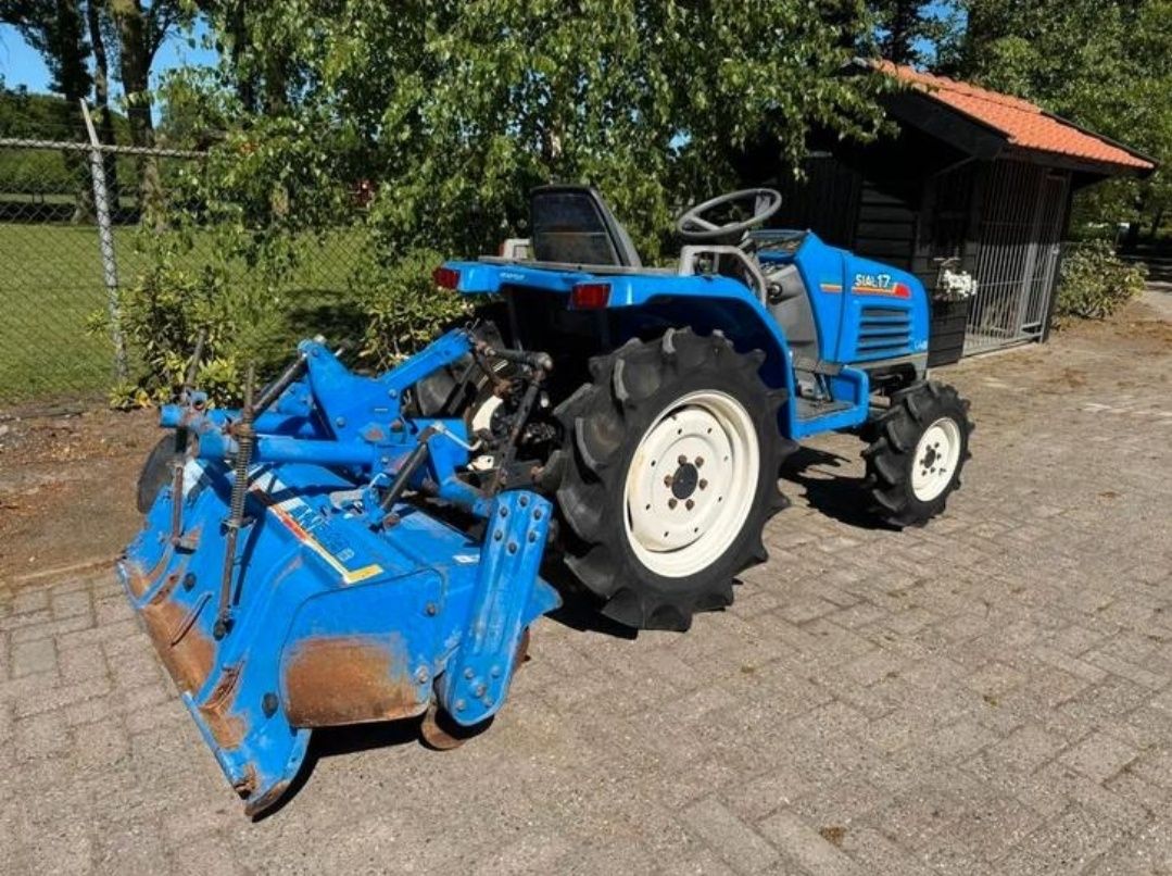 Iseki Sial 17 4x4 z glebogryzarka