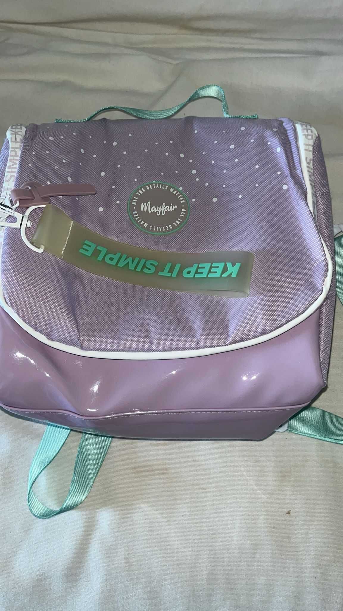 Lancheira escolar de Menina