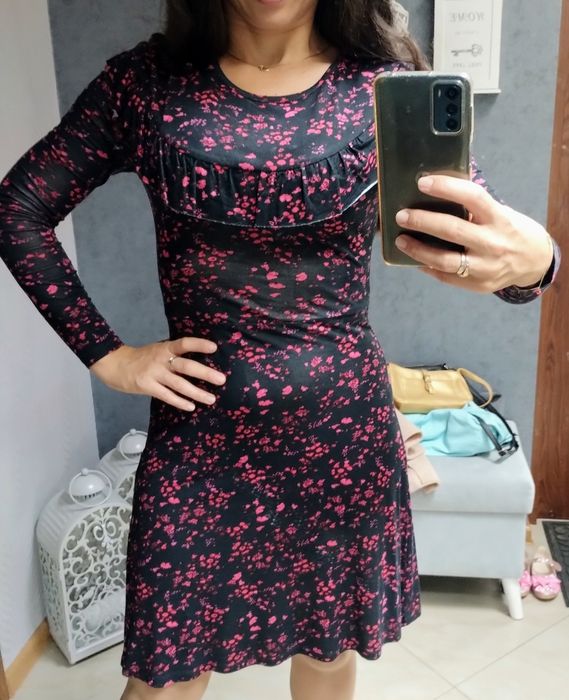 Urocza kobieca sukienka XS/S jesienna 34/36