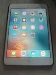 Sprzedam iPad MD543FD/D