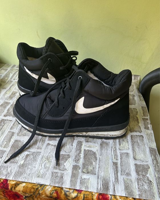 Зимние  ботинки 40 размер