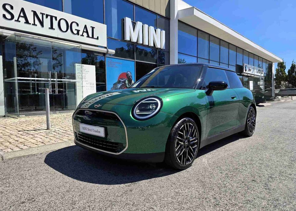 MINI 3 Portas Cooper E Favoured M