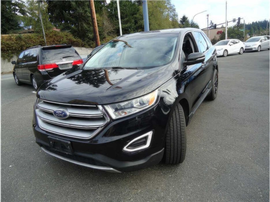 Ford Edge Titanium      2016