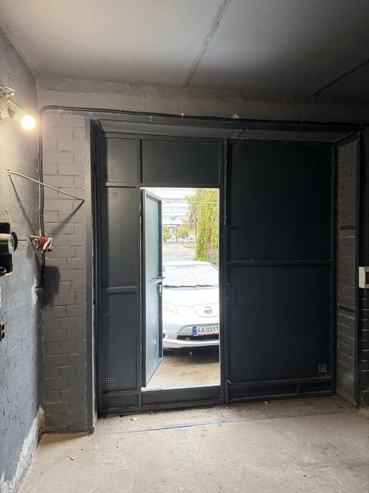 Довгострокова оренда гаражу