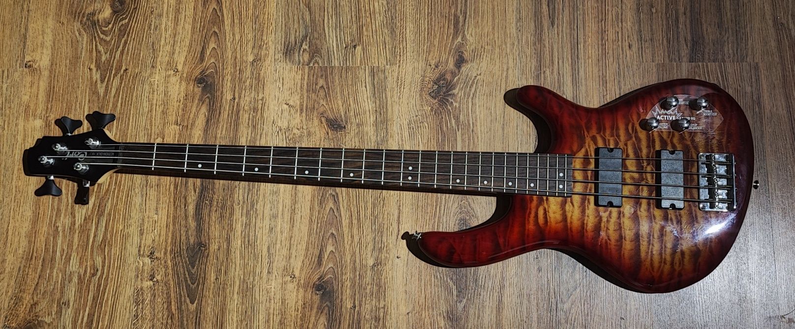 Бас гітара cort action dlx