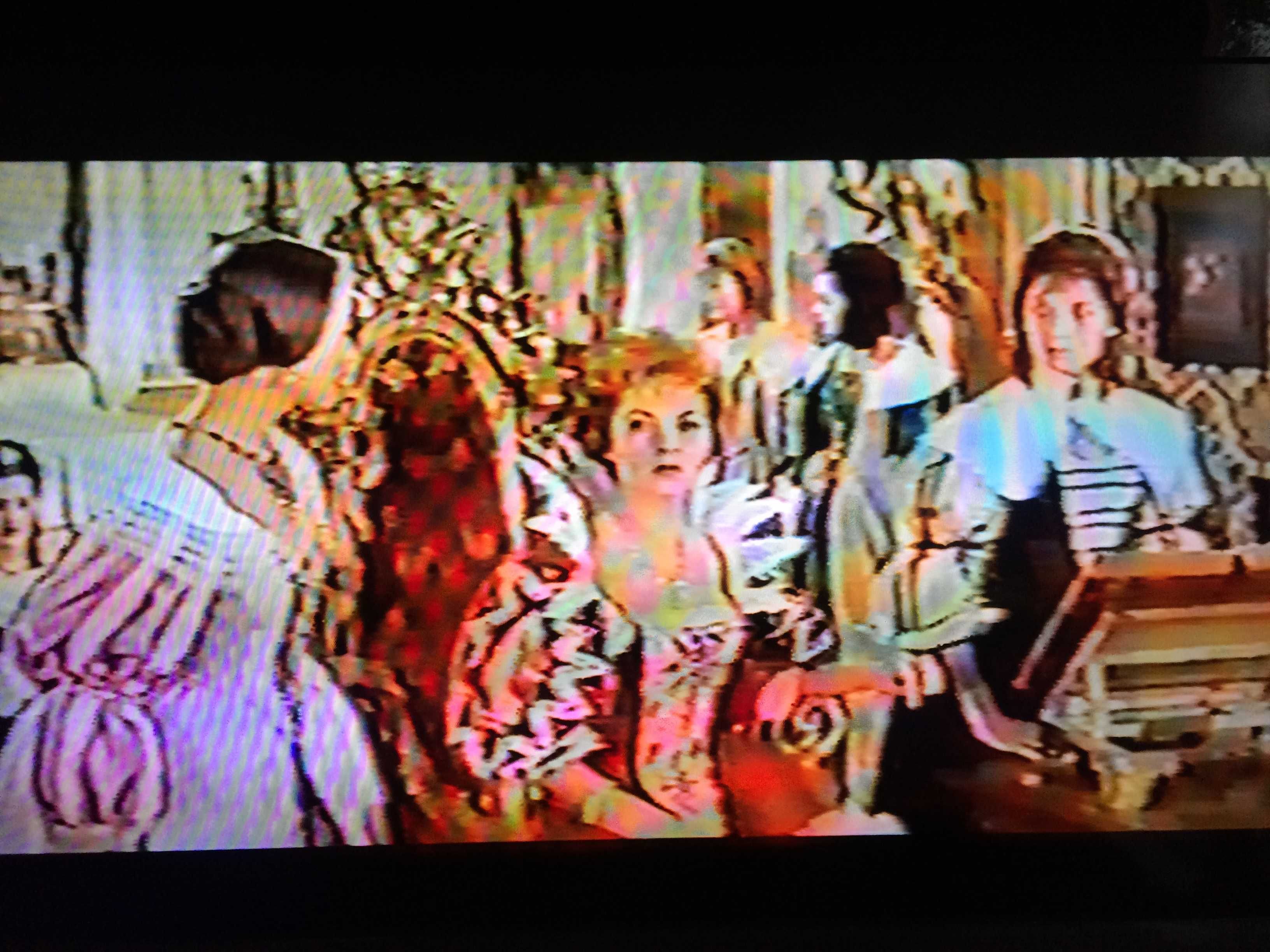 Видеокассета с фильмом "Три мушкетера / Les trois mousquetaires (1961)